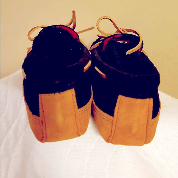 Women’s Minnetonka moccasin slippers size 9 (fits like 8.5) - Picture 6 of 7